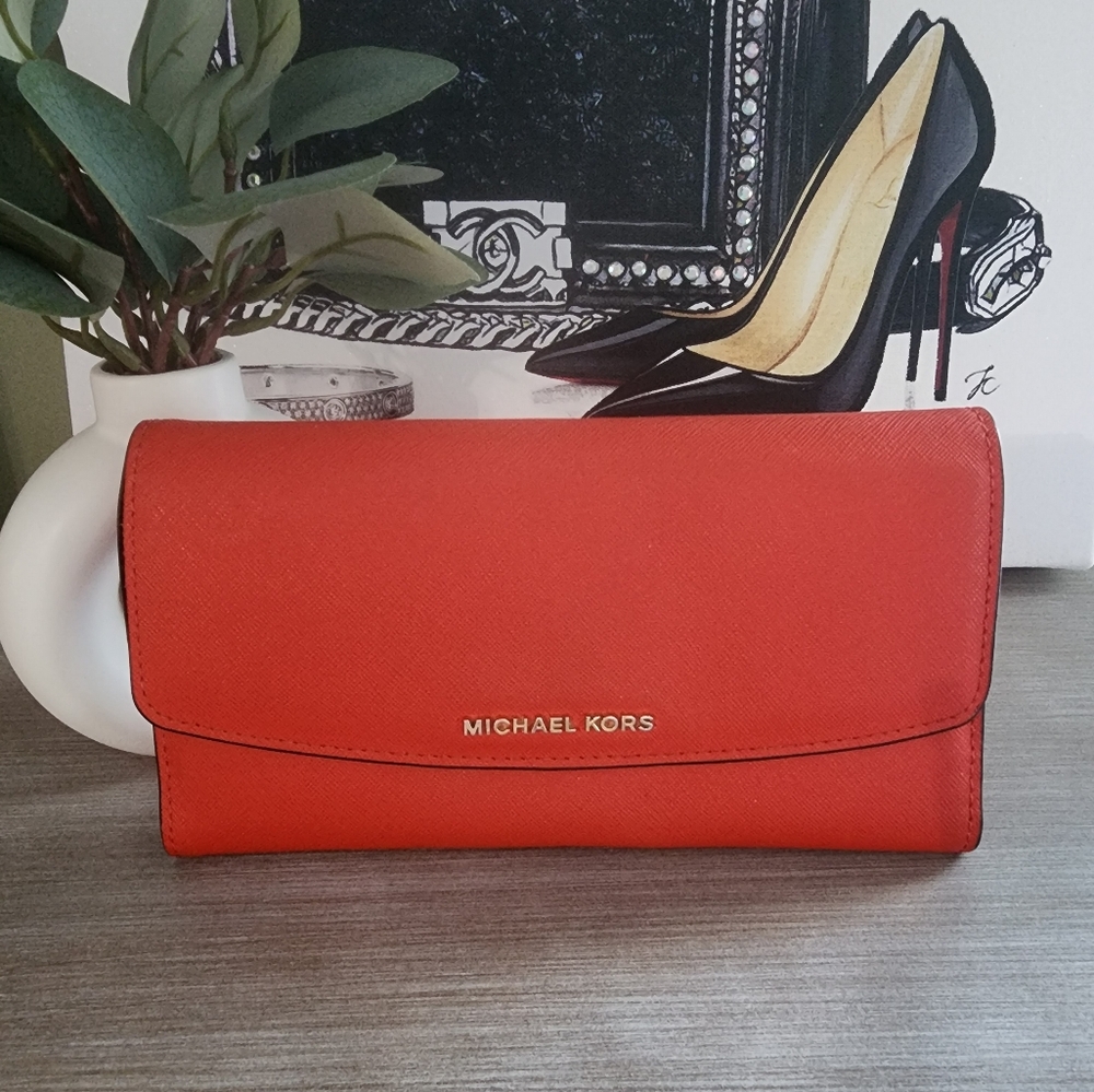 Michael Kors Trifold Wallet Mandarin Saffiano Leather